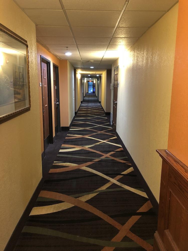 Quality Inn & Suites Muskogee Εξωτερικό φωτογραφία